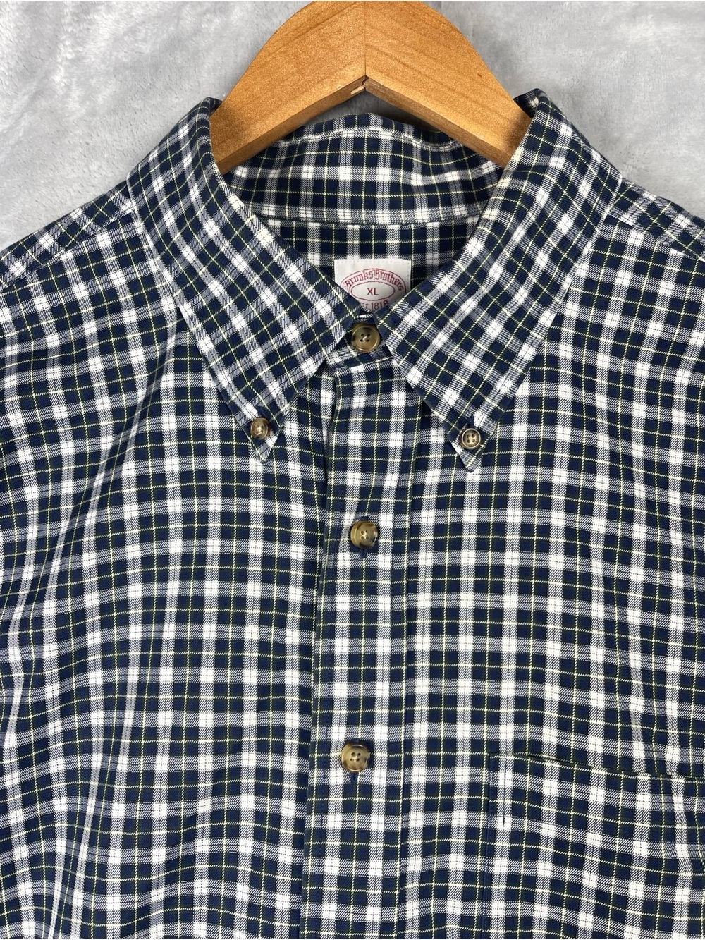 Brooks Brothers Navy, white, green Plaid Button-Down Shirt XL